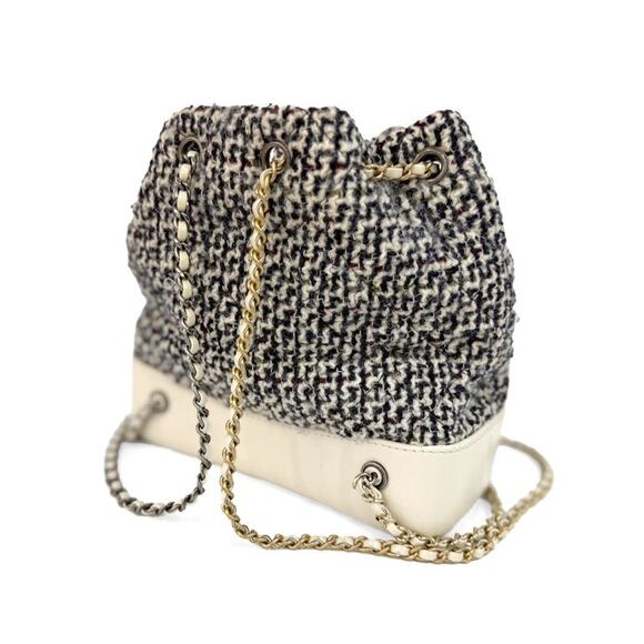 CHANEL White Tweed Gabrielle Backpack in Tweed C-A23244 - Picture 6 of 10